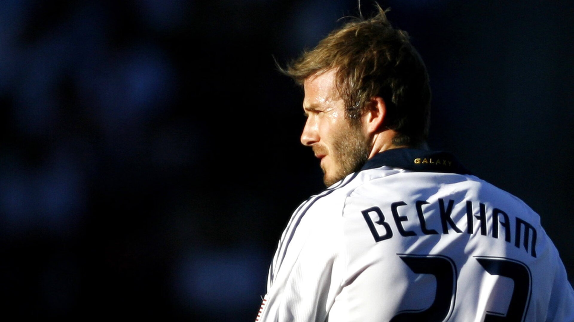 开云体育入口-莫德里奇再显神场面，卡塔尔对阵奥地利，传奇中场如何定义关键战